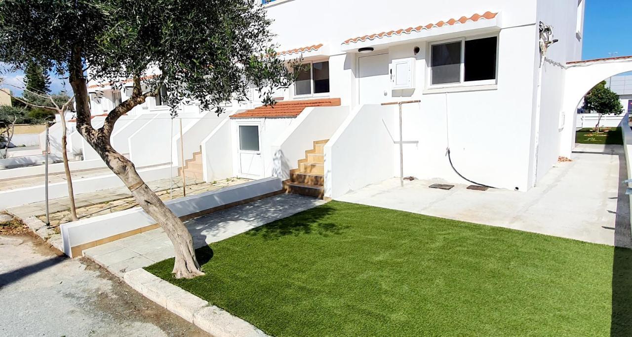 Fig Tree Beach Houses In The Heart Of Protaras Exterior photo